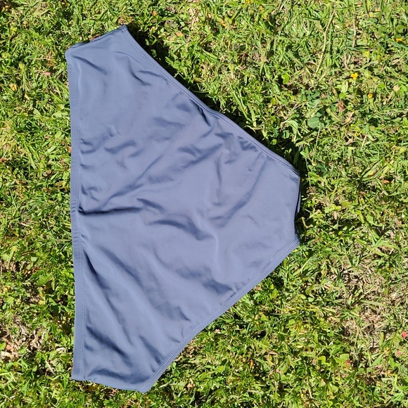 Gray Cross Strap Tankini Top & Bottoms NWOT - Picture 8 of 10